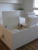 white_bedroom2